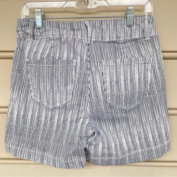 Westbound High Rise Fit The Marina Navy White Striped Casual Shorts Size 6 - Picture 6 of 9